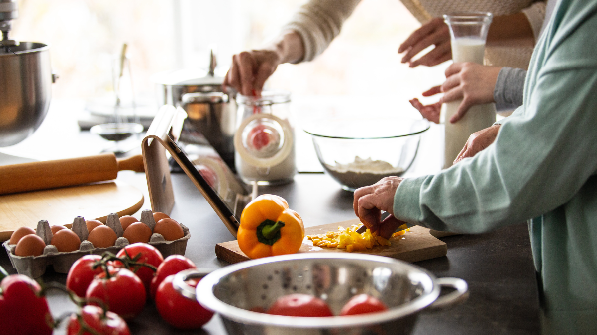 12 Easy Simmer Pot Recipes for a Candle Warmer